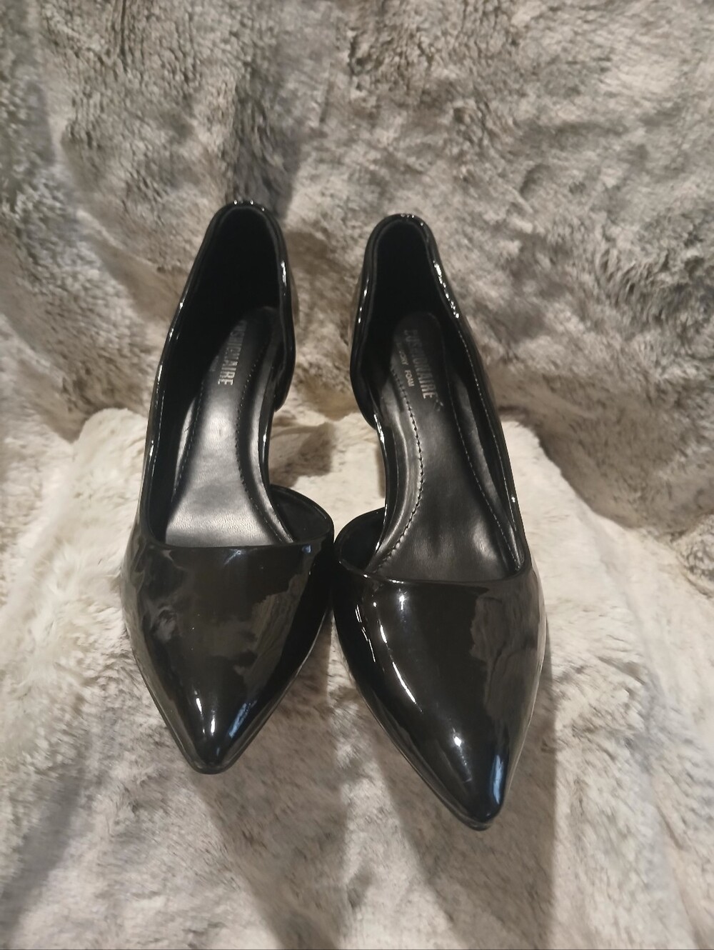 Women's Black Patent Pointed-Toe Heels